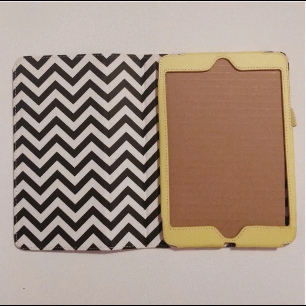 NWT iPad Mini Case Chevron & Neon Green